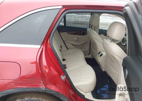 2019 Mercedes-Benz Glc 300 z USA, uszkodzony, nr VIN WDC0G4JB0KV153688